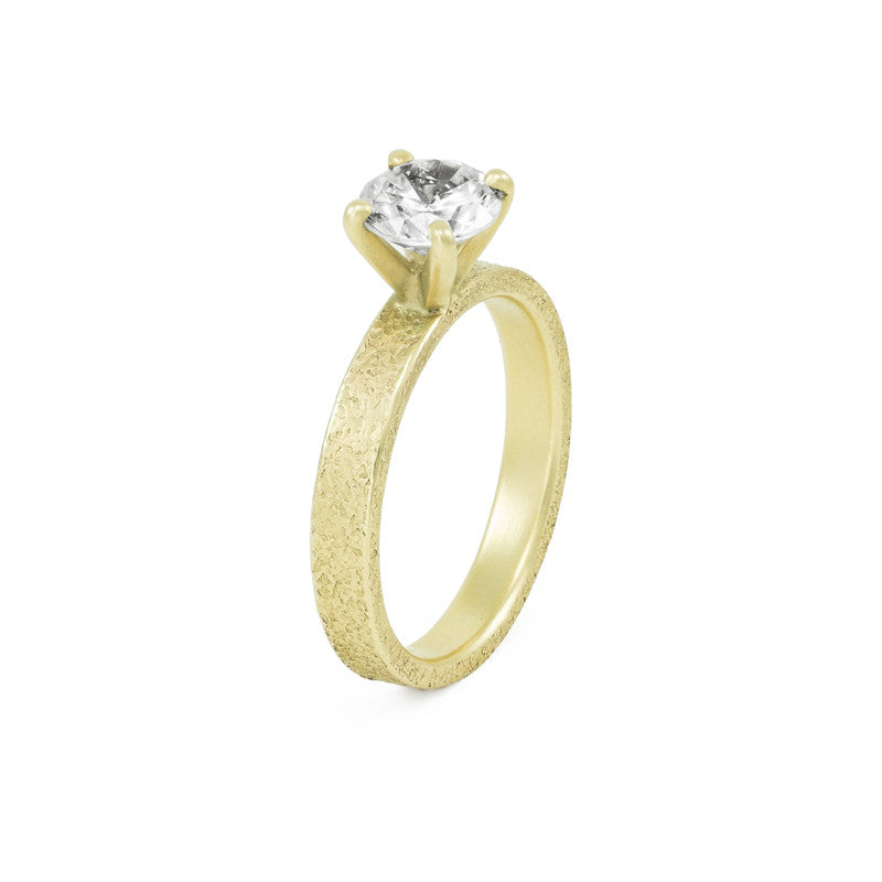 Women's Rustic Traditional Gold Engagement Ring with 3mm Band - Hozoni Designs