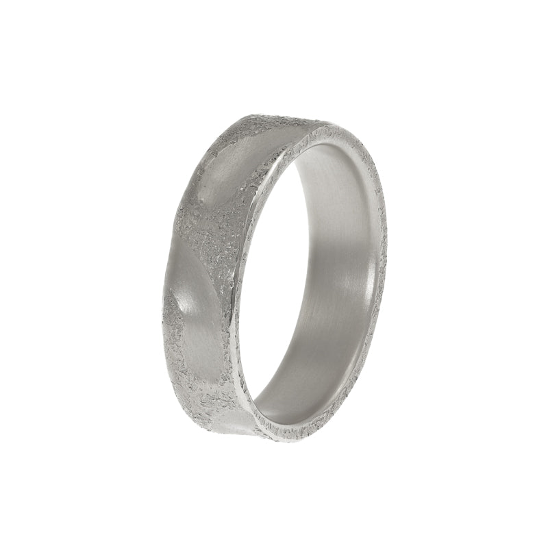 Women's 14K Gold Carved Band