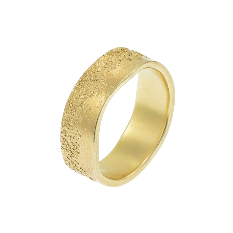 Senco Gold 14k (585) Yellow Gold, Diamond and Yellow Sapphire Ring for Men  : Amazon.in: Fashion