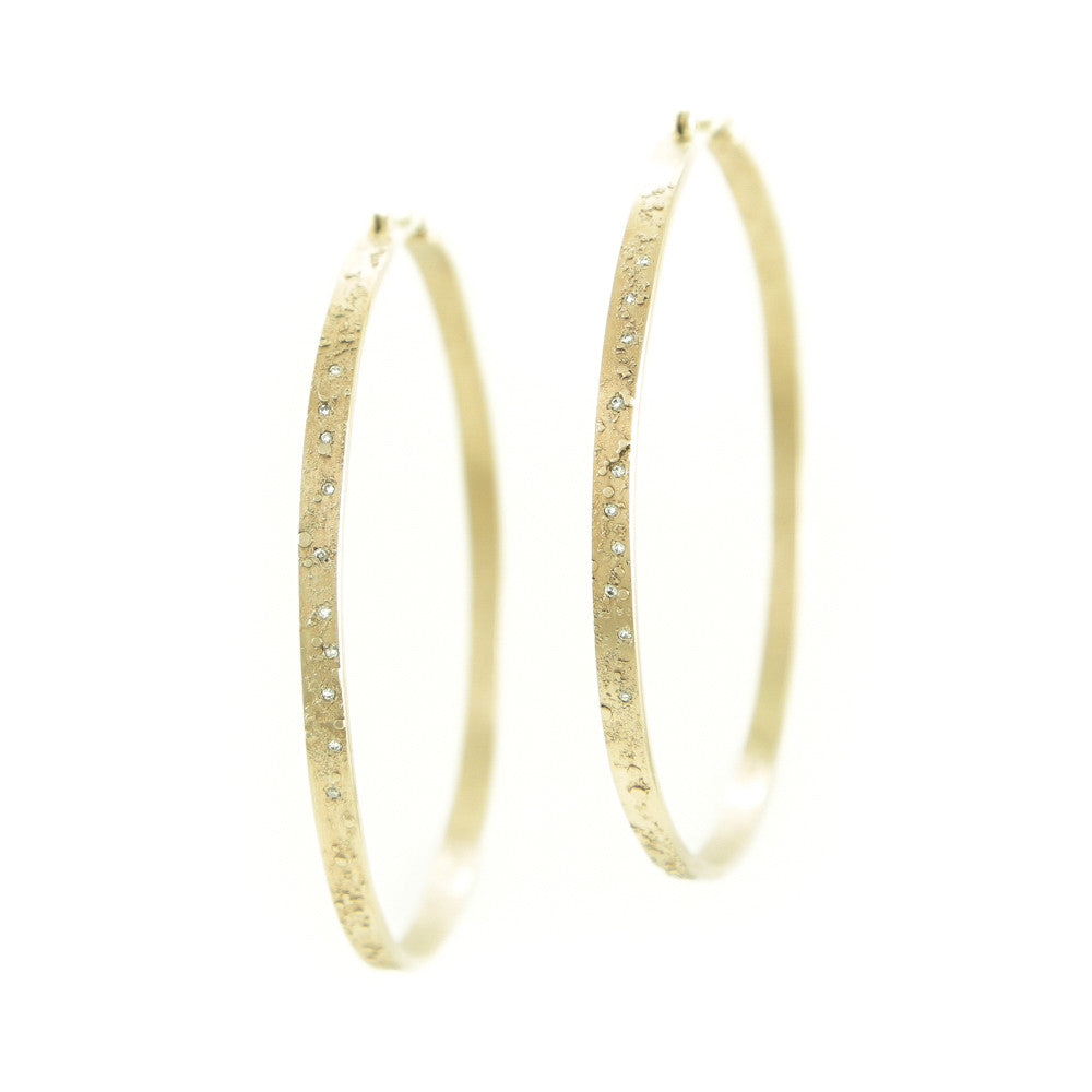 14K Gold Textured Hoop Earrings with White Diamonds - Hozoni Designs