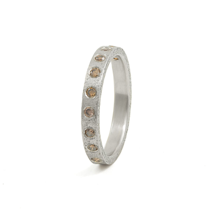 Women's 14K Gold 3mm Rustic Band with Flush Set Brown Diamonds - Hozoni Designs