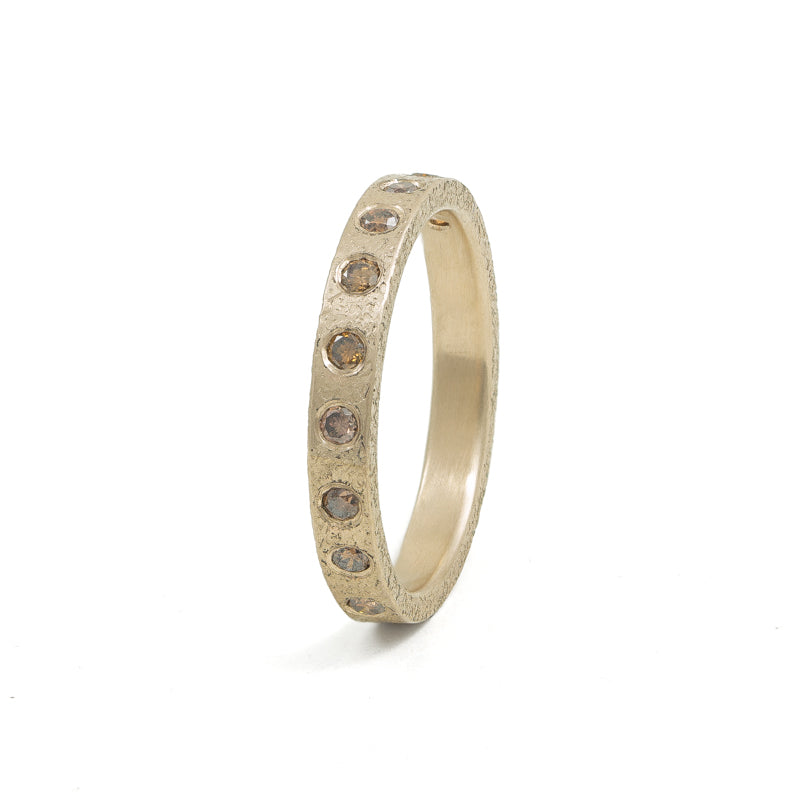 Women's 14K Gold 3mm Rustic Band with Flush Set Brown Diamonds - Hozoni Designs