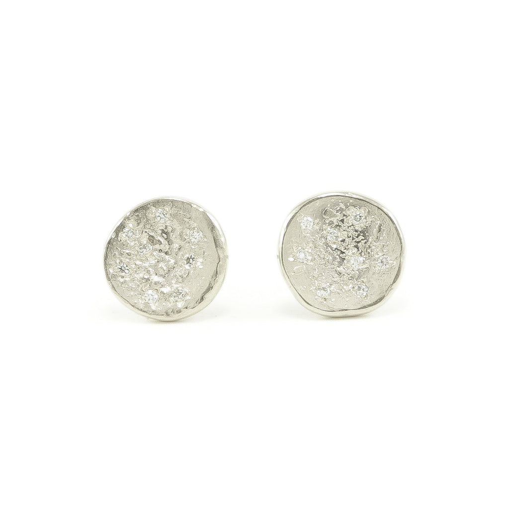 14K White Gold Organic Stud Earrings With White Diamonds - Hozoni Designs